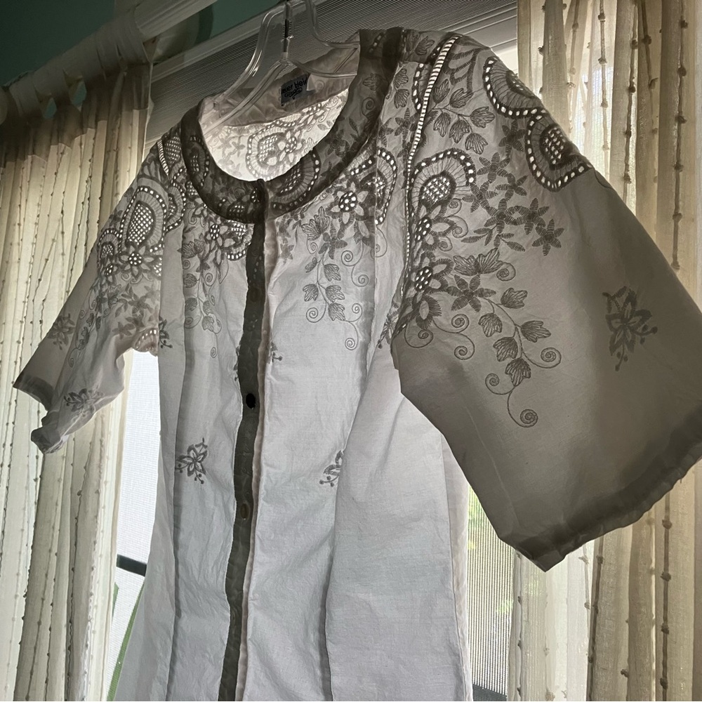 Atelier Heidi White Embroidered Button Down Top - Modified